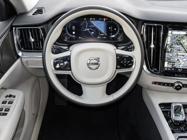 Volvo V60 Cross Country AWD Ultimate