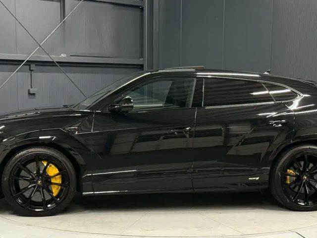 Lamborghini Urus S