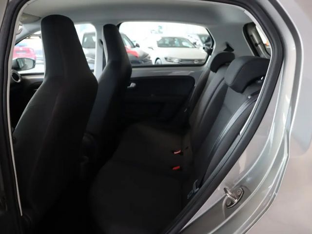 Volkswagen up! Move Move up!