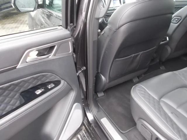 SsangYong Rexton 4WD Sapphire