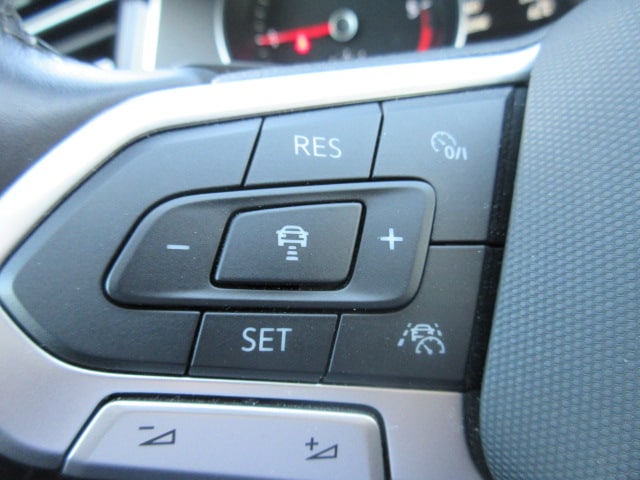 Volkswagen Passat 2.0 TDI DSG NAVI AHK LED KAMERA ACC ALU APS SITZHZ