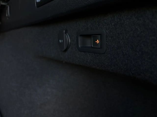 Volkswagen Passat 1.5 TSI Business DSG Variant