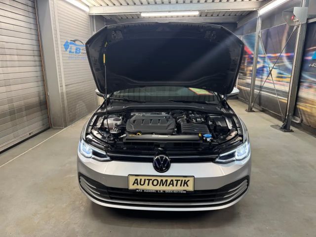 Volkswagen Golf DSG Life Variant