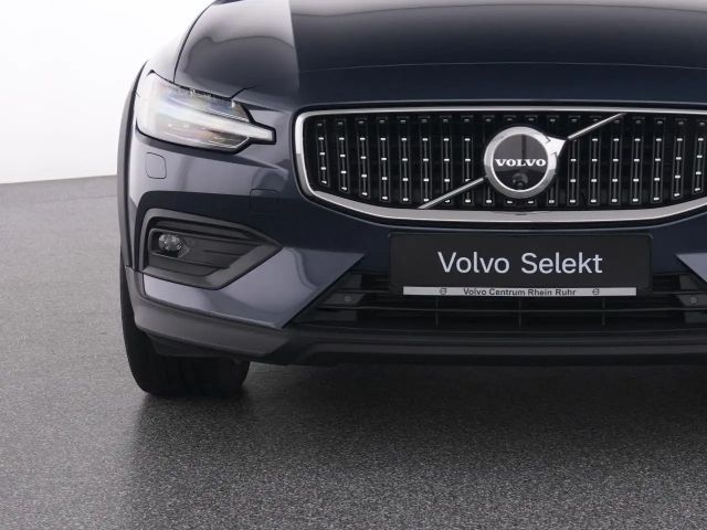 Volvo V60 Cross Country AWD Ultimate