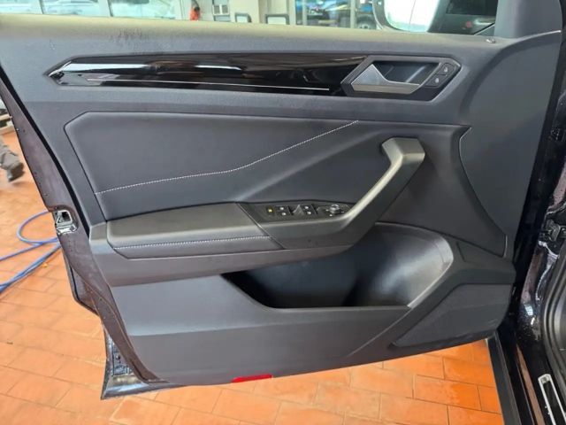 Volkswagen T-Roc 1.0 TSI R-Line