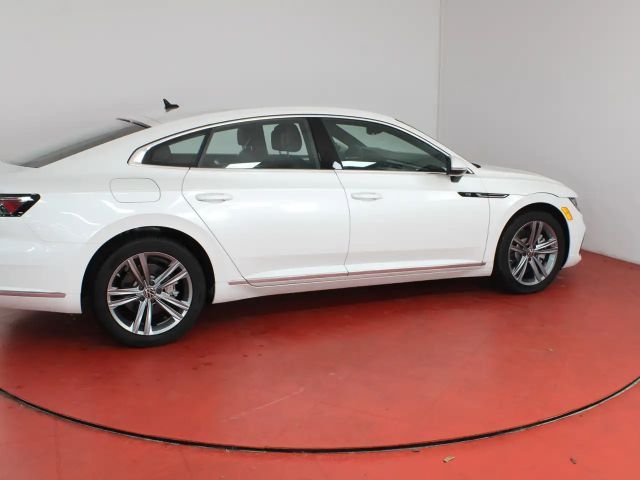 Volkswagen Arteon DSG IQ.Drive