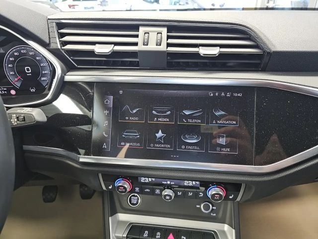 Audi Q3 AHK,LED,Navi,Sitzheizung,Kamera,PDC