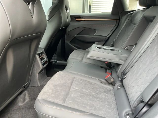 Cupra Terramar 1.5 e-Hybrid Business