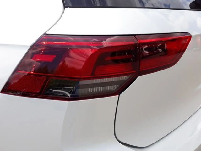 Volkswagen Golf 2.0 TDI DSG Golf VIII Style