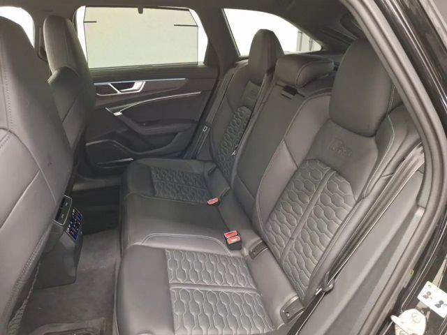 Audi RS6 Avant Quattro