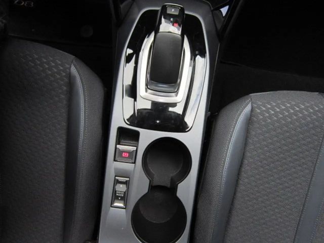 Peugeot E-2008 Allure Pack