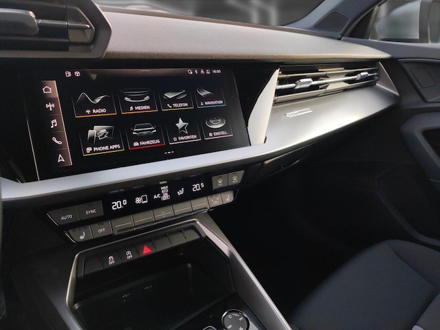 Audi A3 30 TFSI S-Tronic Sedan