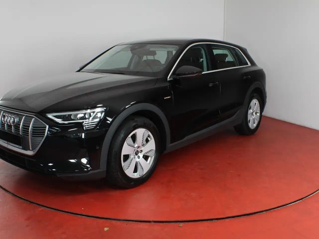 Audi e-tron 50