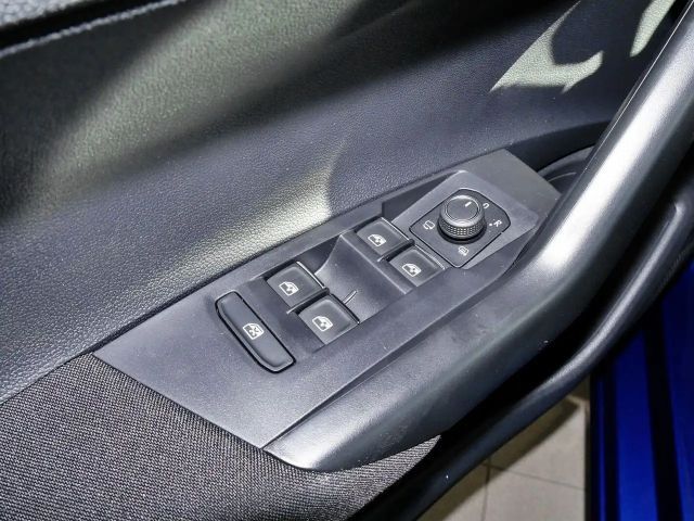 Volkswagen Polo IQ.Drive Style