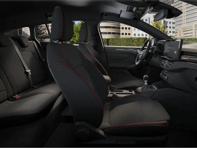 Ford Focus ST Line Wagon