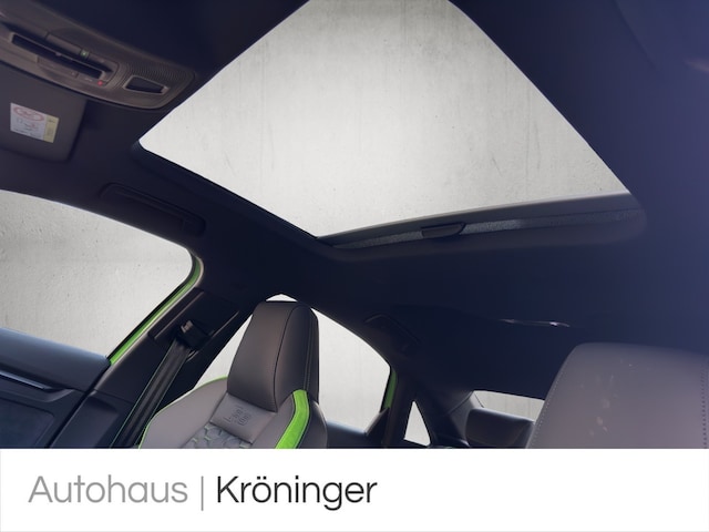 Audi RS3 Quattro S-Tronic Sedan