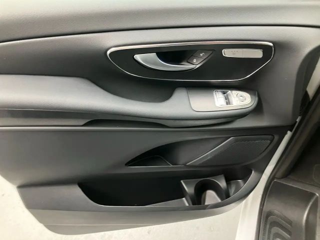 Mercedes-Benz V 300 V 300 d