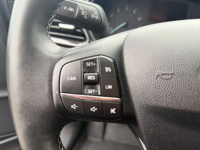 Ford Puma EcoBoost Titanium