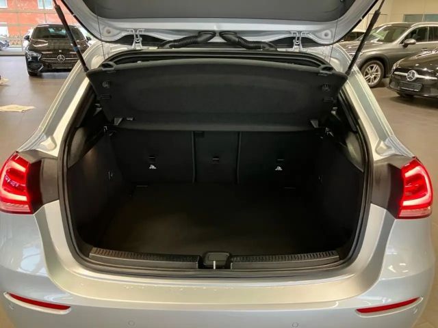 Mercedes-Benz A 200 Progressive