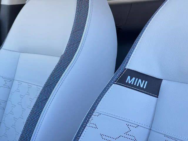 MINI Cooper E Classic Trim 3-trg. BEV Head-Up DAB