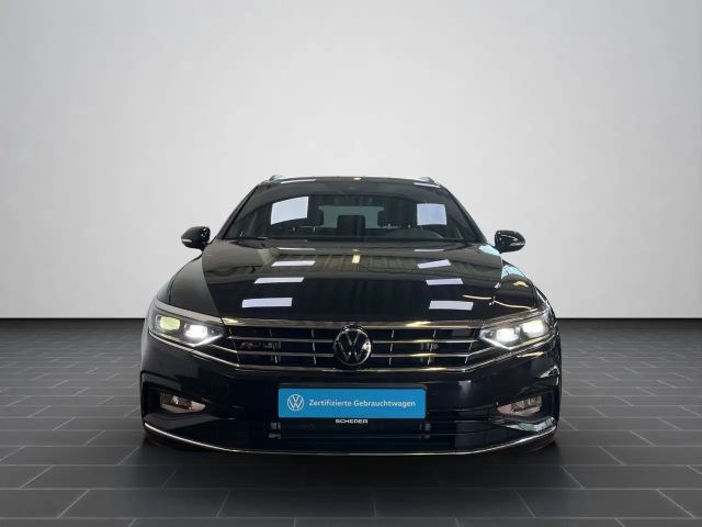 Volkswagen Passat Business R-Line Variant