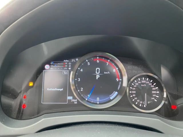 Lexus RC F Advantage *V8 Saugmotor 464PS*Mark Levinson*