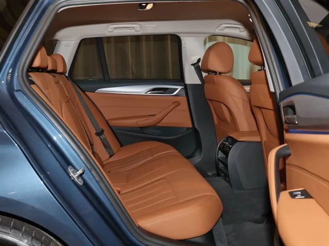 BMW 530 530e Touring