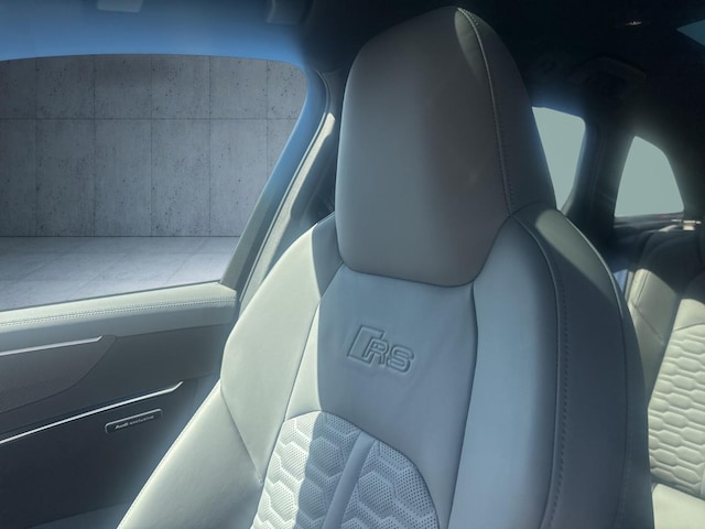 Audi RS6 Avant Quattro