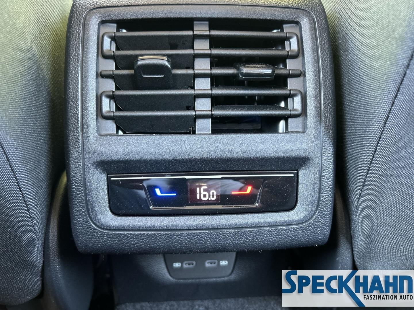 Volkswagen Golf 1.5 TSI Golf VIII Life