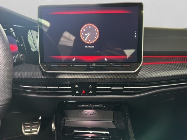 Volkswagen Golf 2.0 TSI DSG Golf VIII