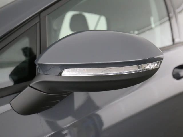 Volkswagen Golf 1.5 TSI Golf VIII Life