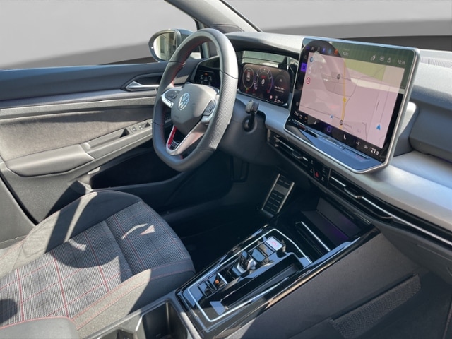 Volkswagen Golf 2.0 TSI Golf VIII