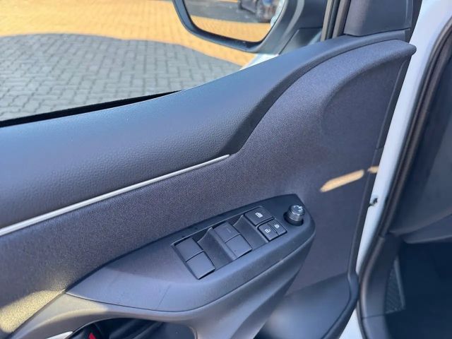 Mazda 2 Hybrid 1.5L Hybrid VVT-i 116 CVT FWD Centre-Line