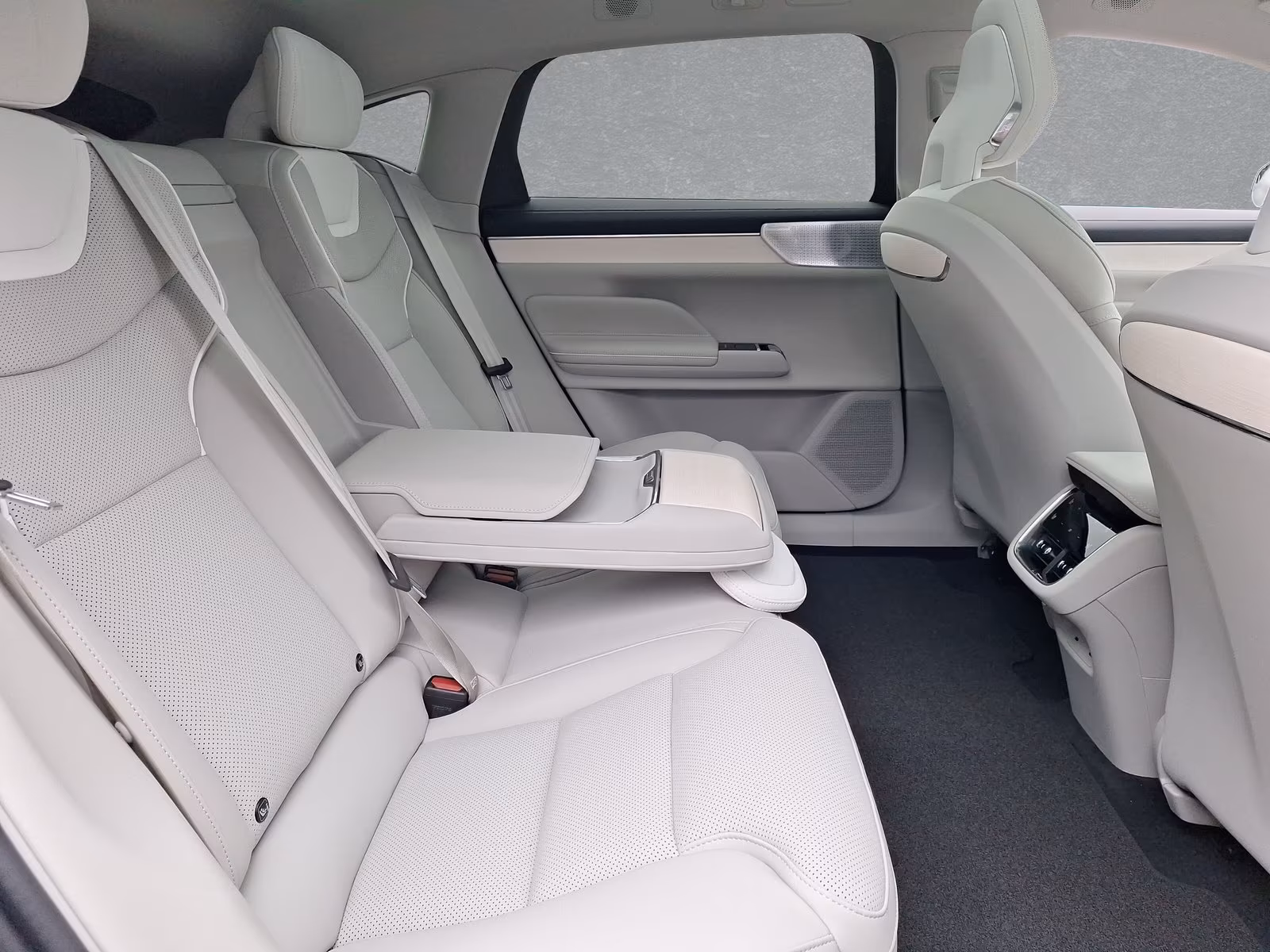 Volvo ES90 Extended range Single motor Ultra