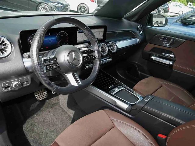 Mercedes-Benz GLB 220 4MATIC AMG Line