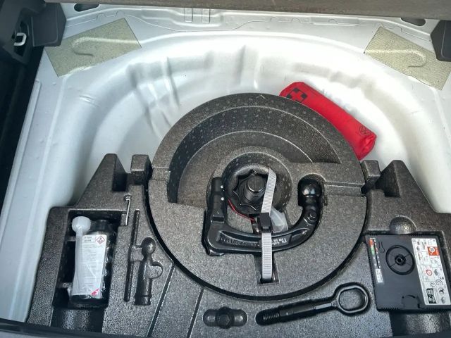 Volkswagen T-Roc 1.5 TSI DSG R-Line