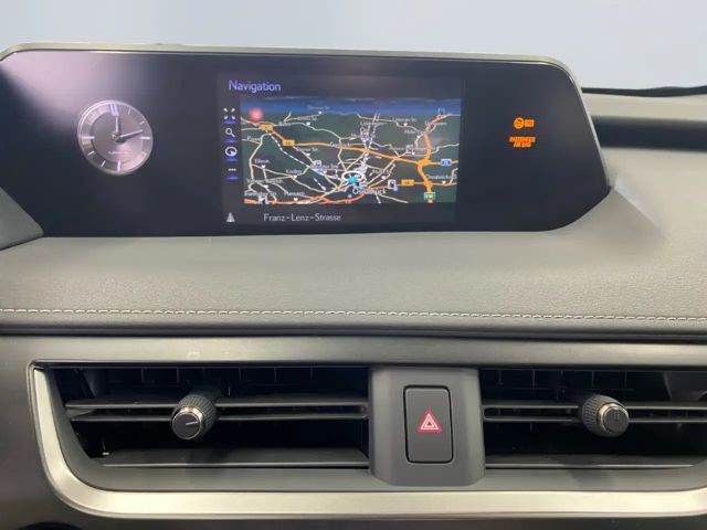 Lexus UX 250h Style Edition