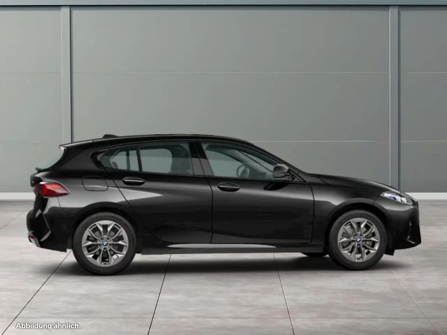 BMW 120 120i Sedan