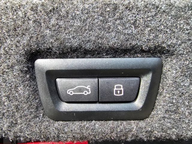 BMW 520 520i M-Sport Sedan