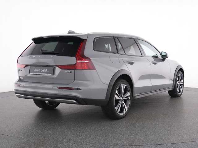 Volvo V60 Cross Country CC
