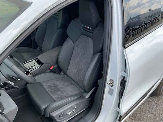 Audi Q6 e-tron Quattro