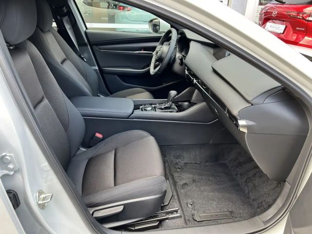 Mazda 3 Exclusive-line SkyActiv