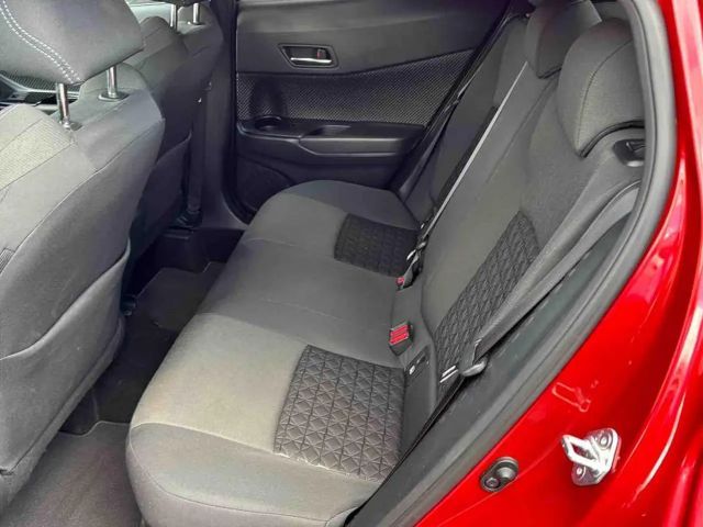 Toyota C-HR Hybride Team D