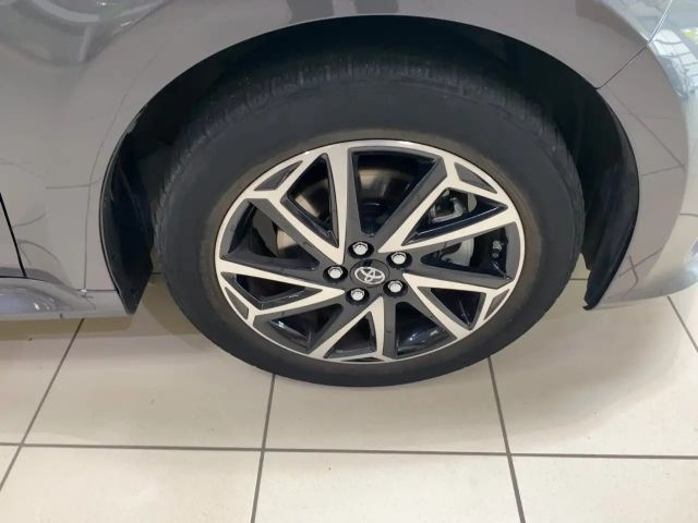 Toyota Yaris Style