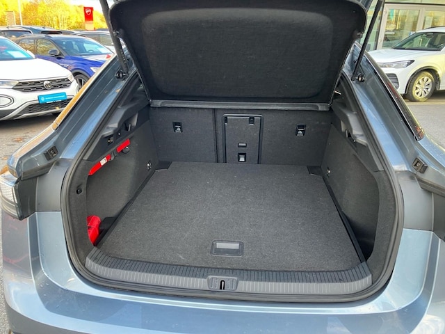 Volkswagen ID.7 340PS NP.75T ACC.5J-G.WÄRMEPUMPE.AHK.AREA-VIEW.NAVI.HUD.LED.LKRD-HZG