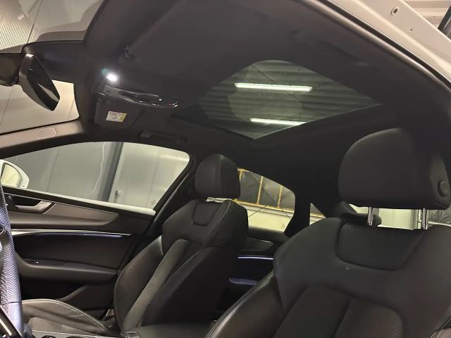 Audi A6 45 TFSI Quattro S-Line Sedan Sport