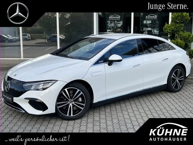 Mercedes-Benz EQE 300 Electric Art Sedan