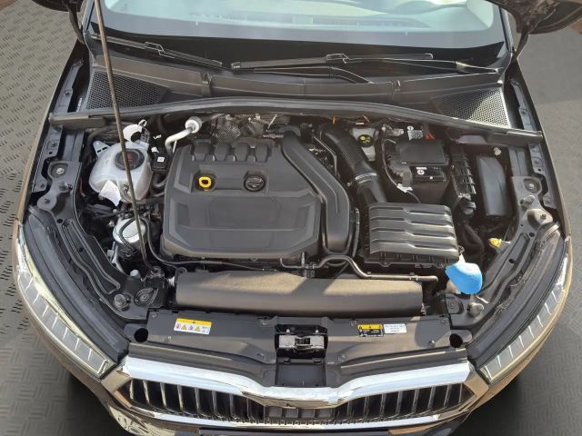 Skoda Fabia 1.5 TSI Tour