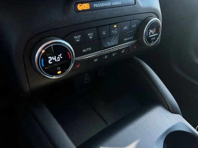 Ford Kuga Plug in Hybrid Titanium