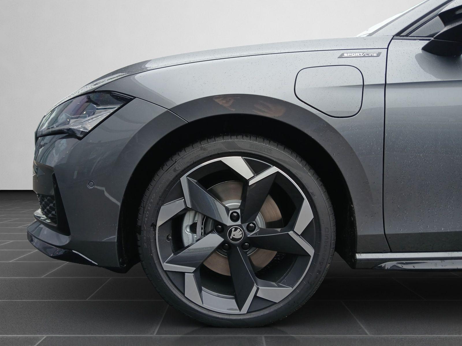 Skoda Superb Combi Sportline iV